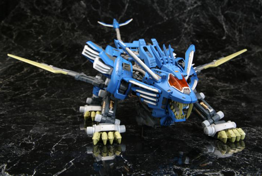 RZ-028 �u���[�h���C�K�[ �]�C�h 1/72 �R�g�u�L�� HMM �A�N�V����